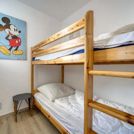 - Haus M, App 0m0501 *