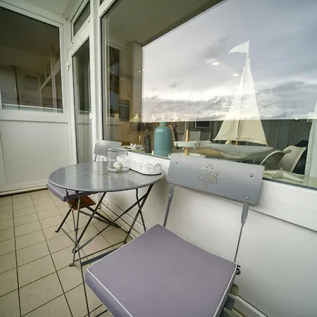 - Haus M, App 0m0501 Apartment *